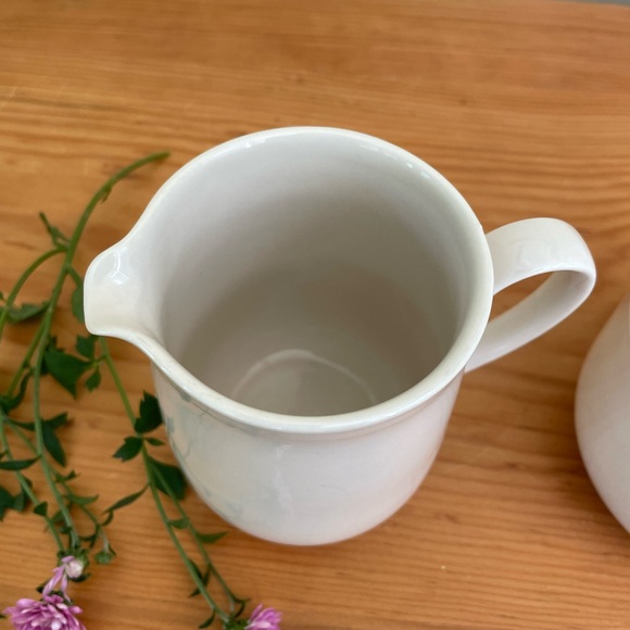 Corningware Sandstone Beige Creamer and Sugar Bowl with Lid - Picture 2 of 4